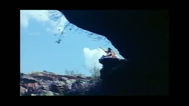 Watch Chotta Chotta (Female) | Bharathiraja | A. R. Rahman Hits | Manoj, Riya Sen | Taj Mahal Song Video