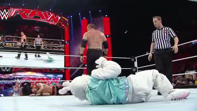 Watch Kane vs. Adam Rose: WWE Raw, December 15, 2014 Video