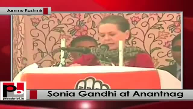 Watch J&K polls - At Anantnag, Congress President Sonia Gandhi lashes out at BJP, Modi Video