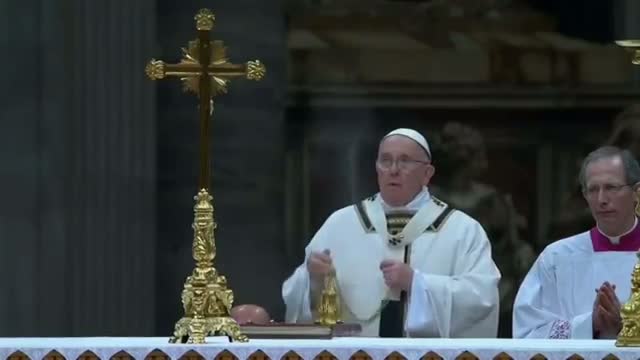 Watch Pope Francis Celebrates Christmas Eve Mass Video Video