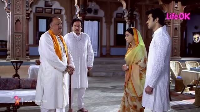 Watch Mere Rang Mein Rangne Waali - 25th December 2014 : Ep 29 Video Video