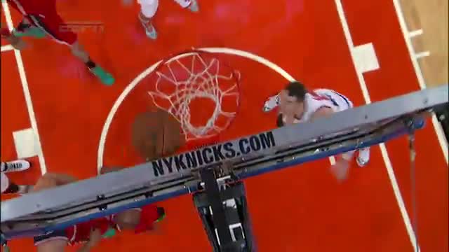Watch NBA: John Wall's Amazing 360 Layup! Video