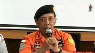 Watch Search Efforts Continue for Missing AirAsia Flight 8501 Video Video