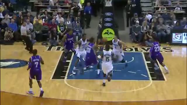 Watch NBA: Ben McLemore Throws Down the Monster Alley-Oop Off the Steal Video