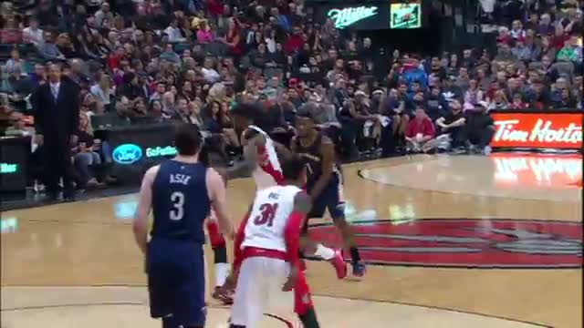 Watch NBA: Tyreke Evans Scores 26 Points, Game-Winner vs. Raptors Video