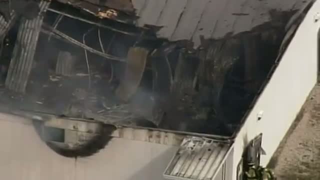 Watch Plane Crashes Into Storage Warehouse in Florida Video Video