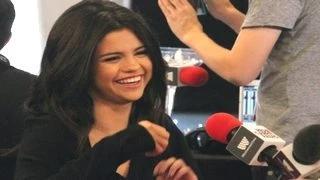 Watch Selena Gomez Talks About Justin Bieber & Zedd in HollywoodBackstage's FAKE Interview (LOL) Video