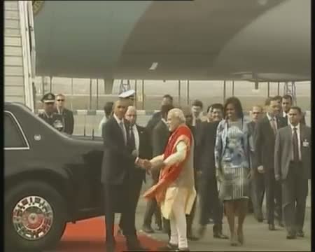 Watch PM Narendra Modi welcomes US President Barack Obama at airport Video