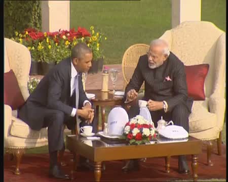 Watch PM Modi and Obama walk the talk at Hydrabad House Video