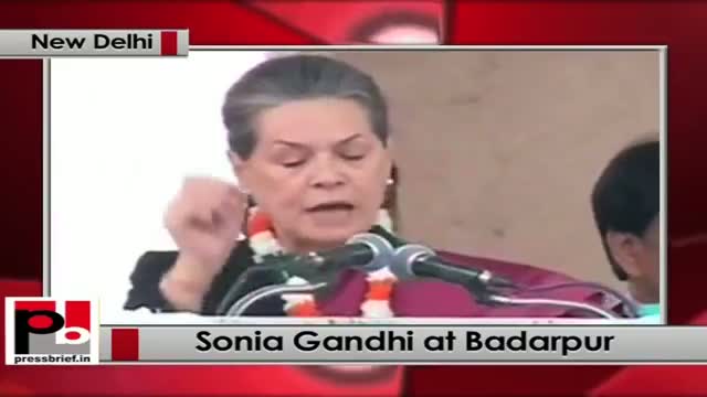 Watch Delhi polls: Sonia Gandhi addresses congress rally at badarpur Video