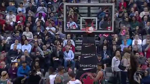 Watch NBA: Terrence Ross Rattles the Rim with the Reverse Jam Video
