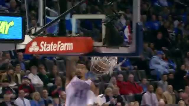Watch NBA: Westbrook Makes the Incredible Assist Between His Legs Video