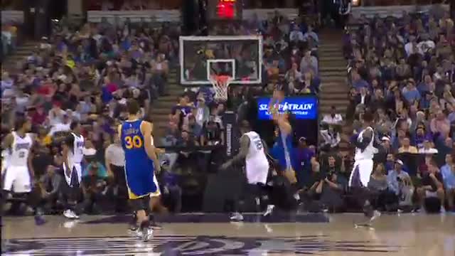 Watch Curry Finds Bogut for the Deep Alley-Oop Video Video