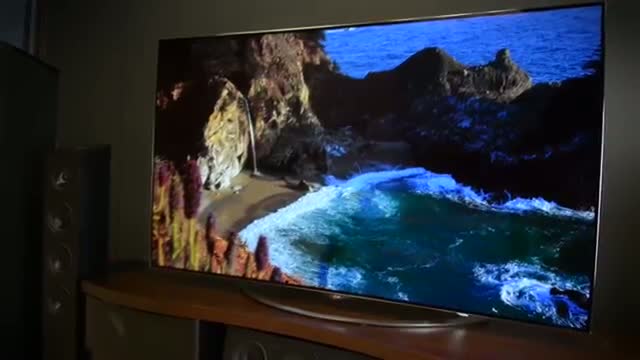 Watch Android malware warning, OLED TV review, Taiwan plane crash video Video