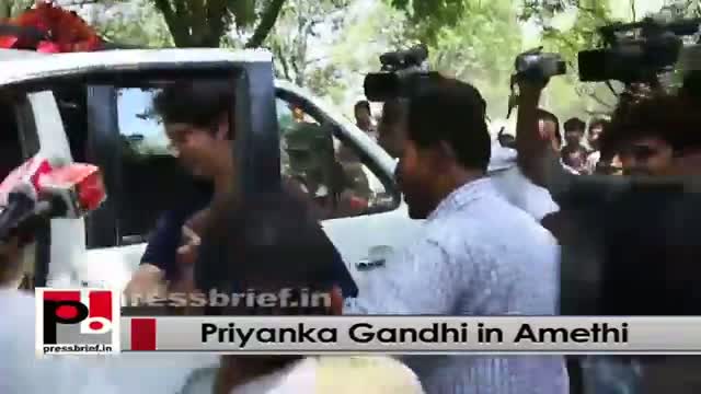 Watch Progressive and charming Congress campaigner - Priyanka Gandhi Vadra Video