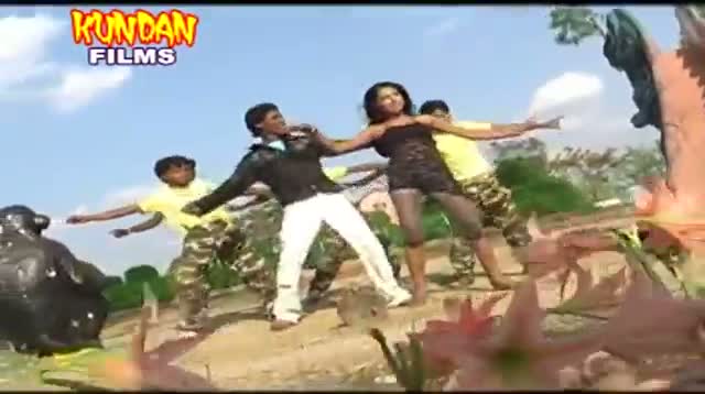 Watch Suna A Goriya Chupe Choriya - New Bhojpuri Hot Song | Sanjeet Singh Video
