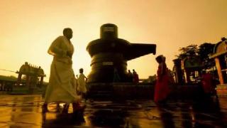 Watch Ee Baala Belagho (Tamil Video Song) - Rudrathandava Video