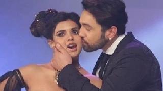 Watch Ishq Click | Adhyayan Suman Kiss Sara Loren On Ramp Video