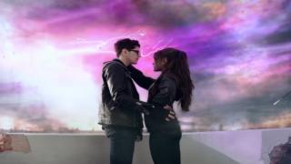Watch Ariana Grande - One Last Time (Official) Video