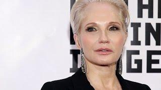 Watch ELLEN BARKIN Calls Off Wedding! Video
