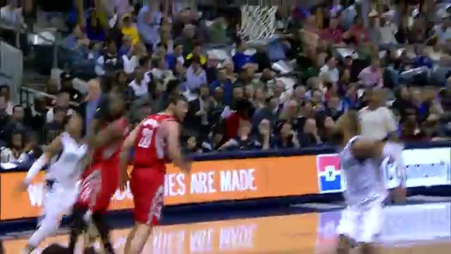 Watch NBA: Tyson Chandler Finishes Nasty Oop from Devin Harris Video