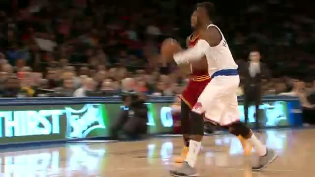 Watch NBA: Shumpert and Smith Rock the Garden in Their Return!! Video