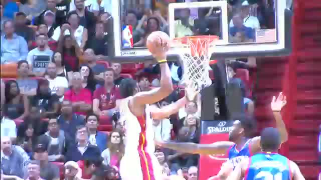 Watch Henry Walker Throws Down the Crowd Pleasing Jam  Video