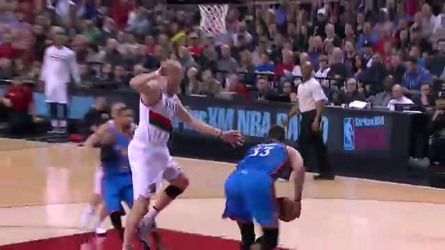Watch NBA: Thunder's Rookie Mitch McGary Loses Defender with Sweet Fake Video