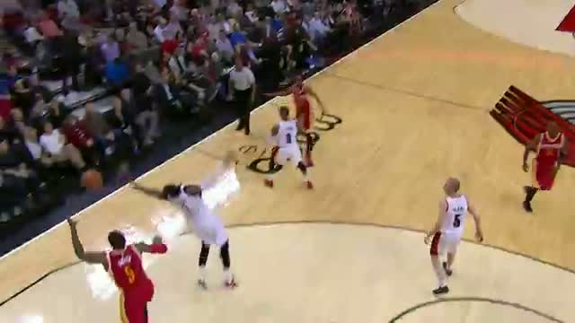 Watch NBA: Josh Smith Punches Home the Poster Jam on Chris Kaman Video