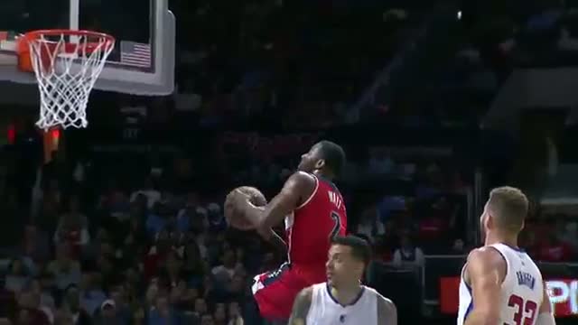 Watch NBA: John Wall Spins Around Matt Barnes with Mid-Air 360! Video