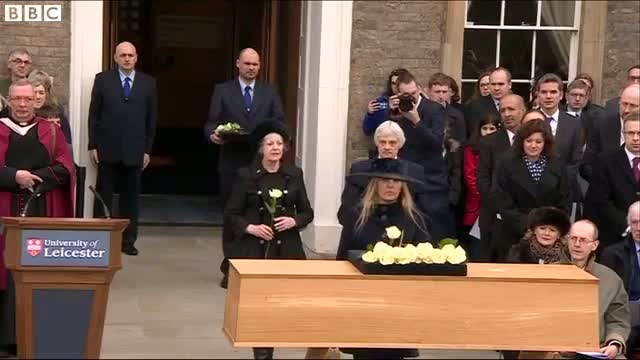 Watch Richard III reburial: Flowers placed on coffin Video