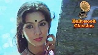 Watch Halki Si Kasak Masak - Amar Deep (1979) - Kishore Kumar & Lata Mangeshkar Hit Song - Laxmikant Pyarelal Songs [Old is Gold] Video