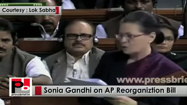 Watch Sonia Gandhi makes scathing attack on Modi govt on AP Reorganization Act Video