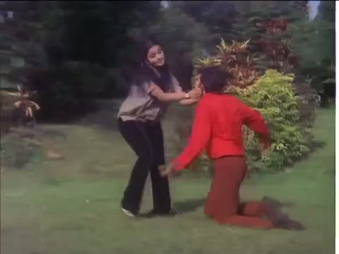 Watch Aap Ki Rai Mere Baare Mein - Elaan (1971) - Mohammad Rafi Hit Songs - Shankar Jaikishan Songs [Old id Gold] Video