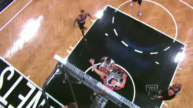 Watch NBA: Thaddeus Young Drives and Smashes on Meyers Leonard Video