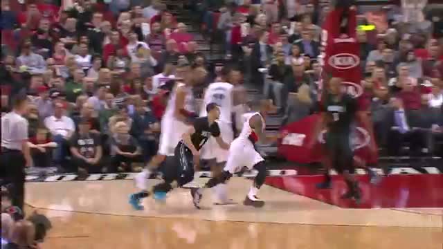 Watch NBA: Zach LaVine Breaks Away to Rattle the Rim Video