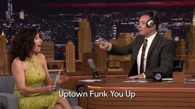 Watch The Whisper Challenge with Julia Louis-Dreyfus - The Tonight Show Starring Jimmy Fallon Video