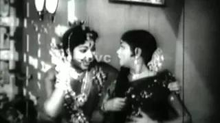 Watch Tamil Classic Song - Singaaraa Vaa Vaa - MGR, Bhanumathi - Kalai Arasi Video