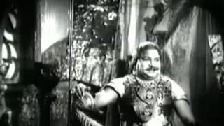 Watch Tamil Classic Song - Endrum Illaamal - MGR, Bhanumathi - Kalai Arasi Video