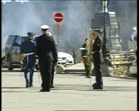 Watch PM in Canada: Welcoming ceremony with Military Honours Video