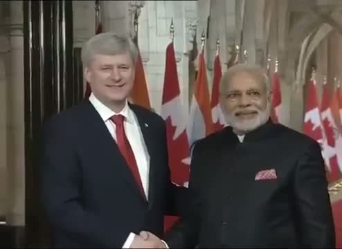 Watch PM in Canada: Signs 'Distinguish Visitors Book' Video