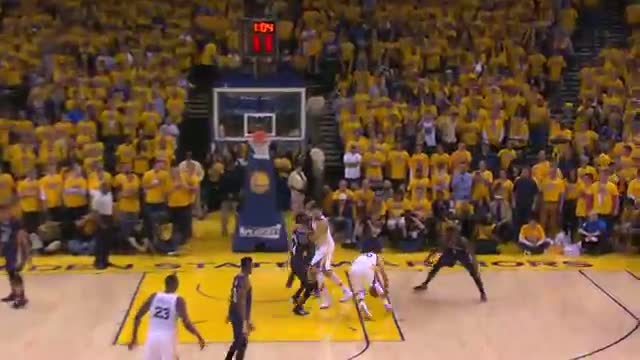 Watch NBA: Steph Curry Makes A Sensational Dish to Bogut  Video
