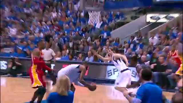 Watch NBA: Dirk Nowitzki Finds Monta with a Sweet Dish for the Throwdown Video