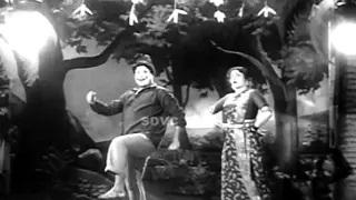 Watch Naanillai Endral - Sivaji Ganesan, Padmini, Ragii - Punar Jenmam - Tamil Classic Hit Song Video