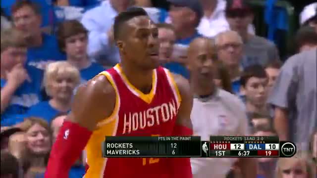 Watch NBA: Dwight Howard Throws Down Incredible Acrobatic Alley-Oop Video