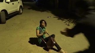 Watch A Girl was chased by a Guy. What happened next is just shocking. Video
