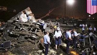 Watch Amtrak train crash in Philadelphia: deadly derailment video by survivor Video