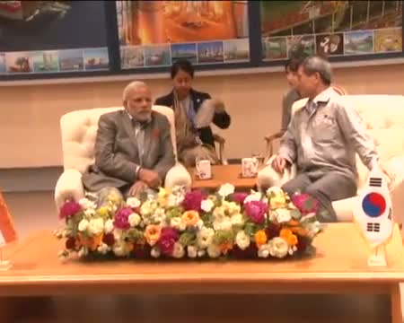 Watch PM Modi visits the Hyundai Heavy Industries Shipyard in Ulsan Video