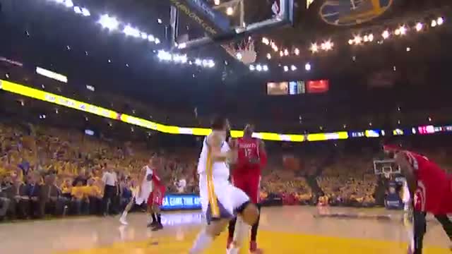Watch NBA: Steph Curry Finds Bogut for Alley-Oop Hammer Video