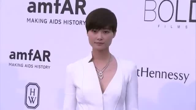 Watch Stars Come Out to Support AmfAR Video